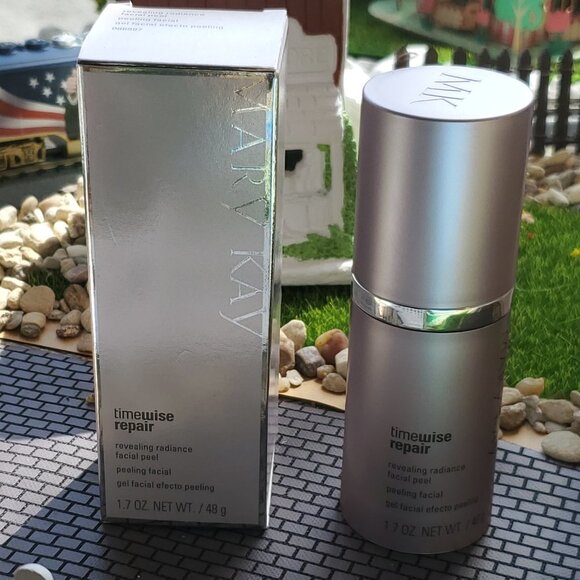 Mary Kay Timewise Repair Revealing Radiance Facial - Picture 2 of 9